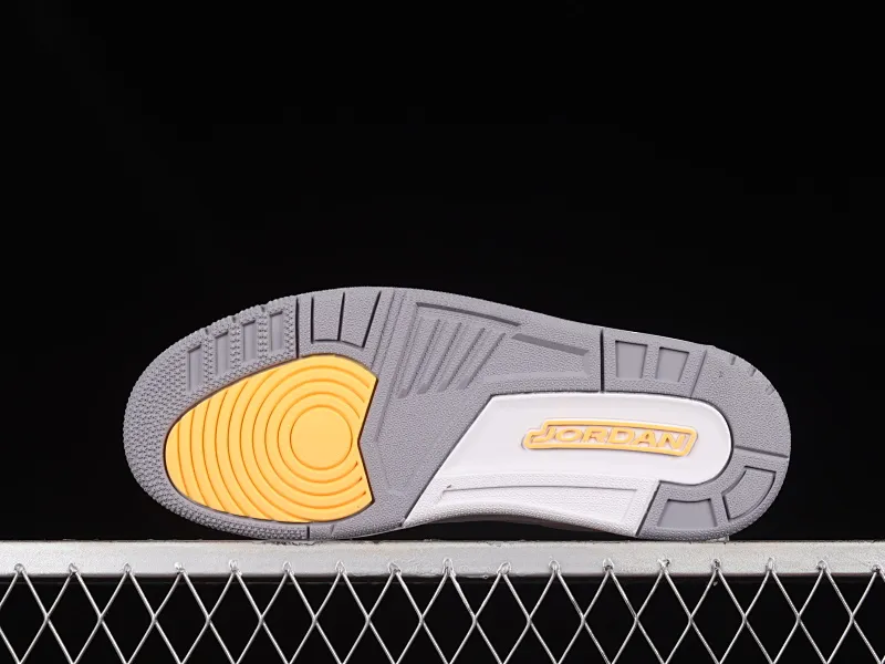 All categories Air Jordan Jordan series basketball shoes Air Jordan 3 Air Jordan 3 Retro AJ3 Joe 3 white and yellow lychee pattern basketball shoes CT8532-168